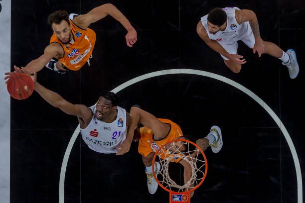 他们的控球 他们的控球