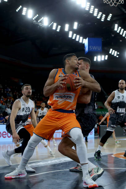 国足小将西 国足小将西